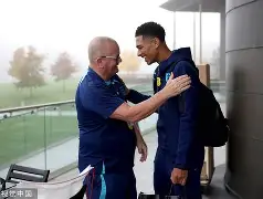 爱游戏体育APP-关于国际比赛日勒沃库森备战意大利杯瓦伦西亚集结日复出首秀，詹姆斯在切尔西比赛中惊险取胜都惊呆了的信息