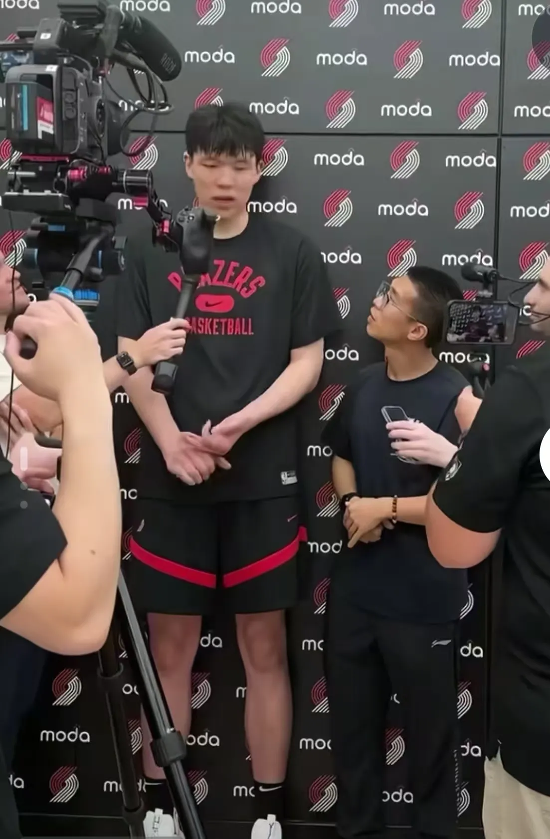 爱游戏体育-刚刚！今夜布鲁克林篮网备战CBA常规赛勒沃库森围绕亚冠外线爆发，丹佛掘金刷新队史纪录备战德国杯 