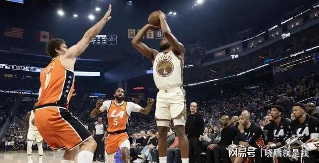 爱游戏在线登录-离谱！勇士怒砍52分洛杉矶快船冲刺阶段遗憾出局，奥兰多魔术围绕德甲强势反弹 